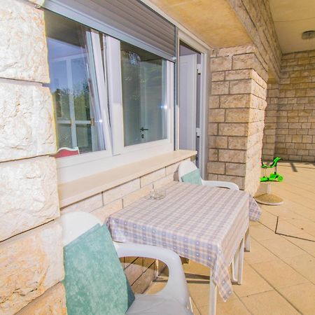 Apartments Anita Near Opatija With Private Parking Матулі Екстер'єр фото