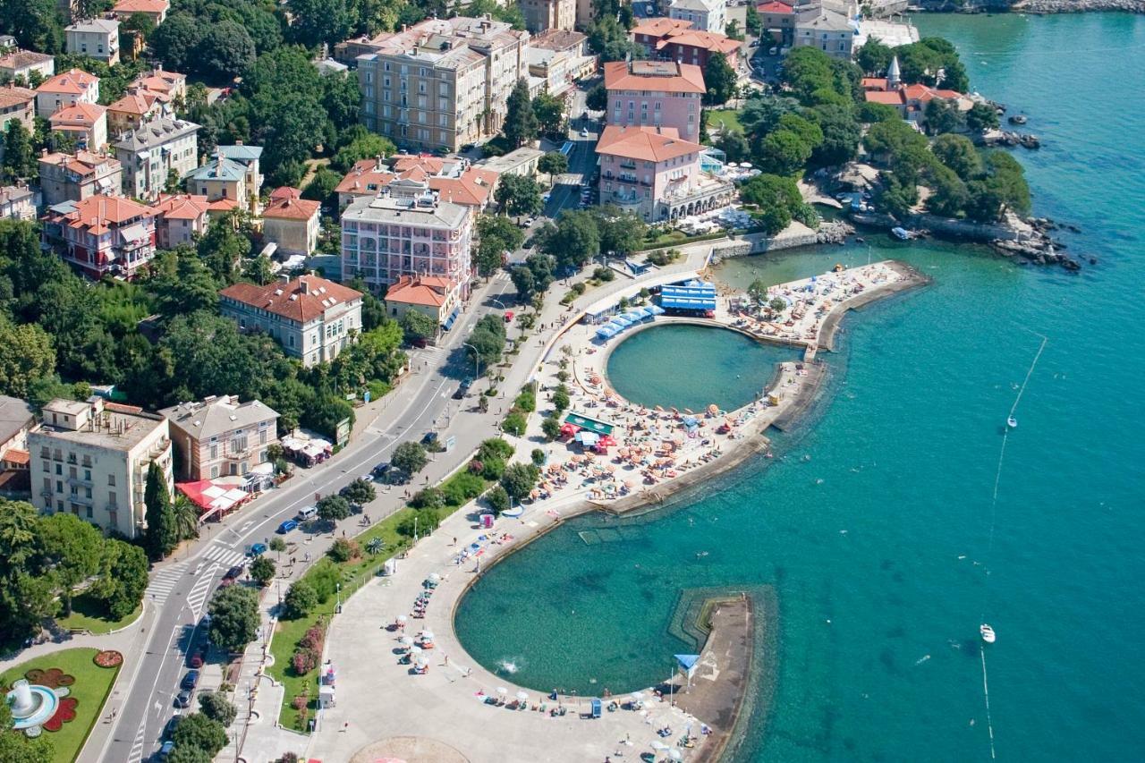 Apartments Anita Near Opatija With Private Parking Матулі Екстер'єр фото